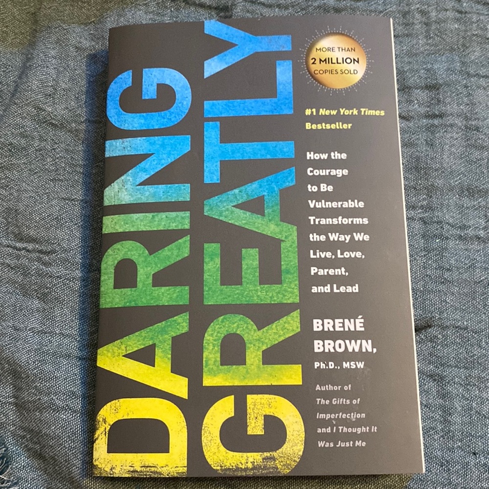 Daring Greatly #1 New York Times Bestseller by Brené Brown paperback unread